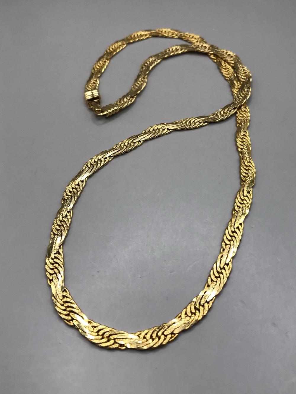 Classic Gold-Tone Rope Twist Chain Necklace - Picture 4 of 7